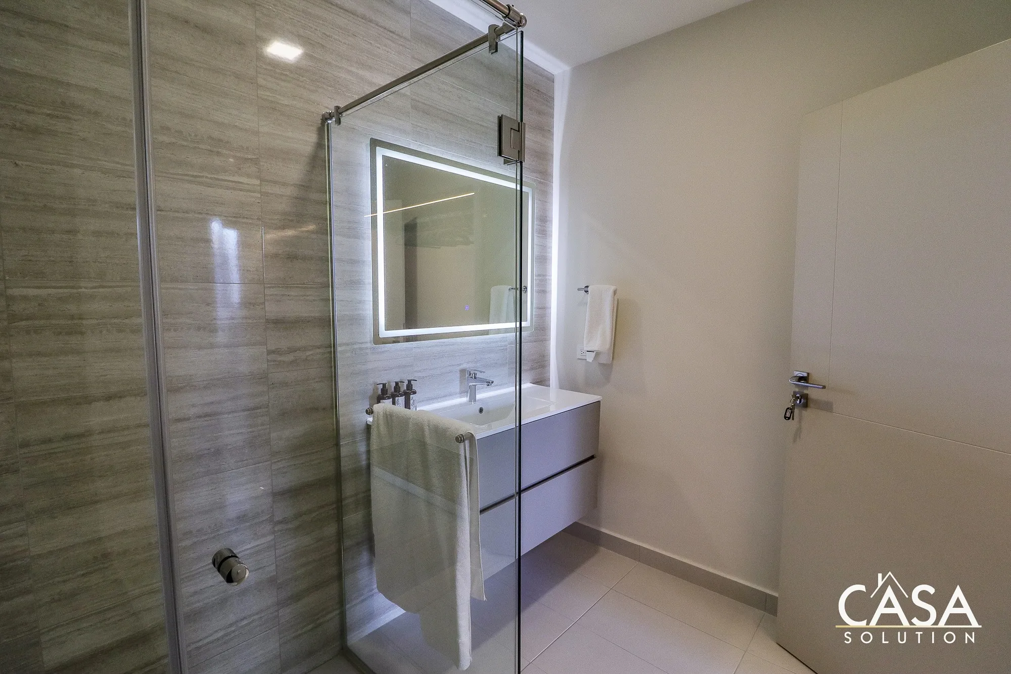 Turnkey Apartment for Lease in Costa del Este, Panama - Premium Finishes and Panoramic Views photo 5