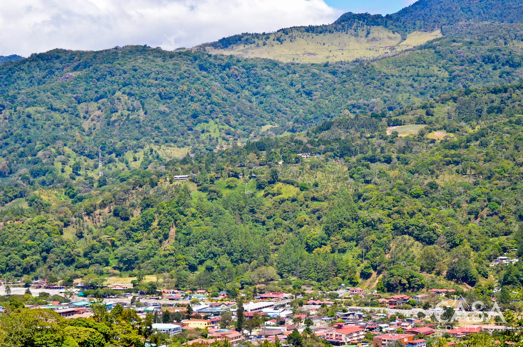 Price Reduction! Million Dollar Views – Income Producing Property with 3 Apartments and a Separate Casita For Sale in Volcancito, Boquete photo 3
