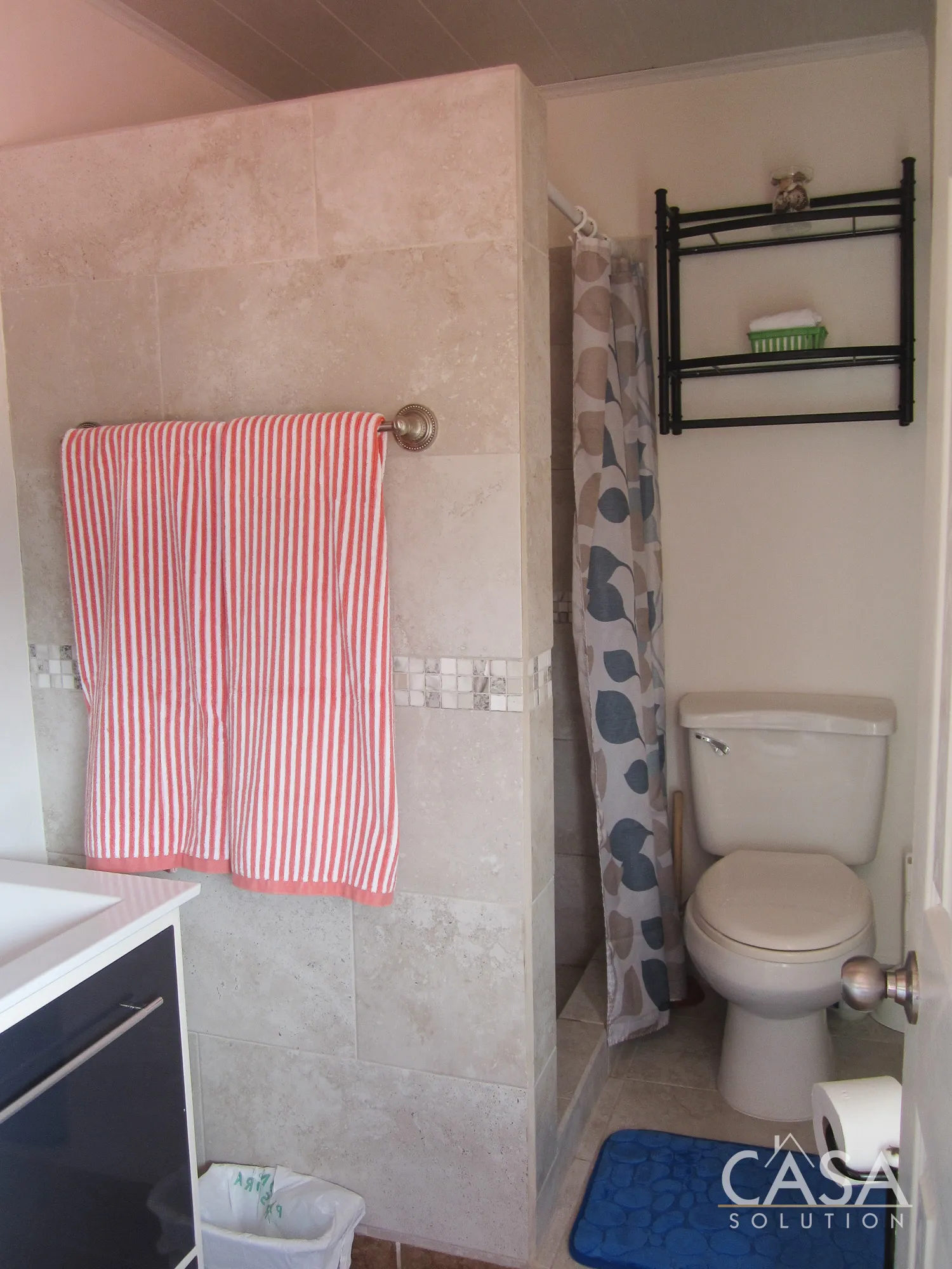 Price Reduction! Million Dollar Views – Income Producing Property with 3 Apartments and a Separate Casita For Sale in Volcancito, Boquete photo 5