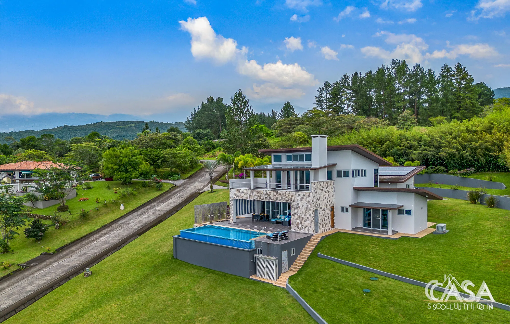 Contemporary 3-Bedroom Home for Sale in Lucero, Boquete – 3,584 m² Lot with Pacific Views and Solar Power System