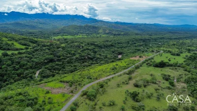 Limited Time Offer! Price Reduction – 1-Hectare Lot with Mountain Views for Sale Near Boquete Canyon Village, Caldera, Chiriqui