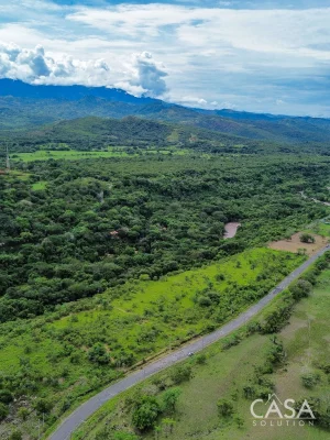 Limited Time Offer! 5,000 m² Lot with Mountain Views for Sale Near Boquete Canyon Village, Caldera