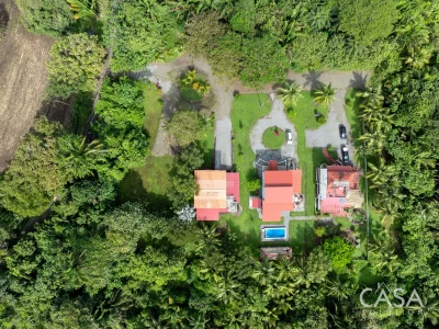 Price Reduction! Remodeled Beach Home for Sale in Puerto Armuelles  – Custom Teak Kitchen, 4 Bedrooms – just 300 meters from the Beach – Financing Options Available