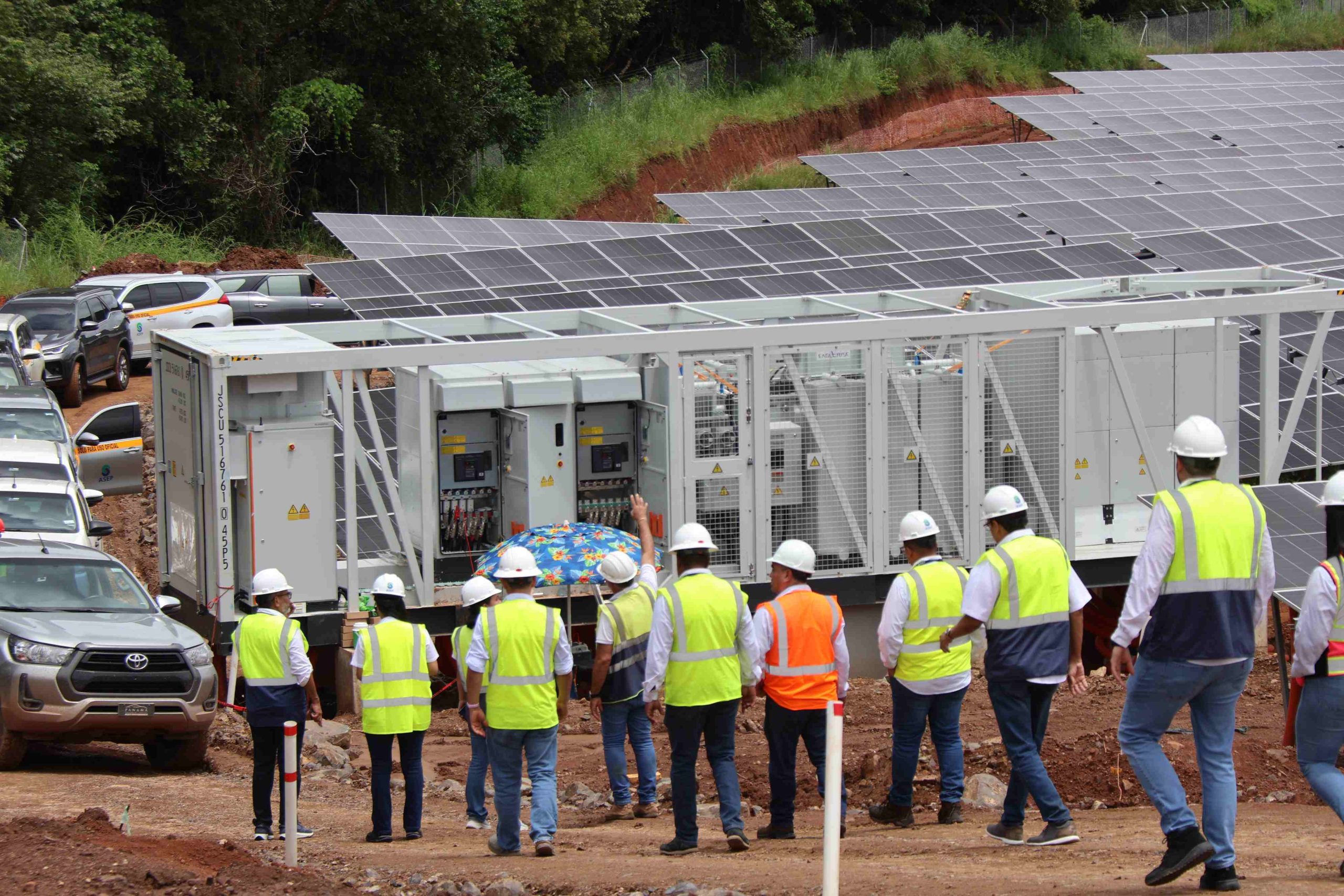Solar Energy Boom in Panama: A Bright Future for Off-Grid Living and Investment Opportunities