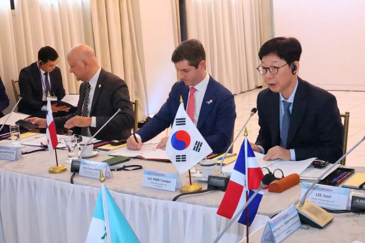 Panama’s Foreign Policy Push Pays Off With Nearly $500 Million in Korean Investment