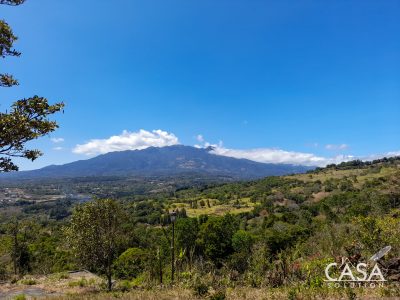 “We would like to thank each member of the Casa Solution team for supporting and guiding us in achieving this dream” – Dr. Alberto Tello & Dra. Flor María Alvarado