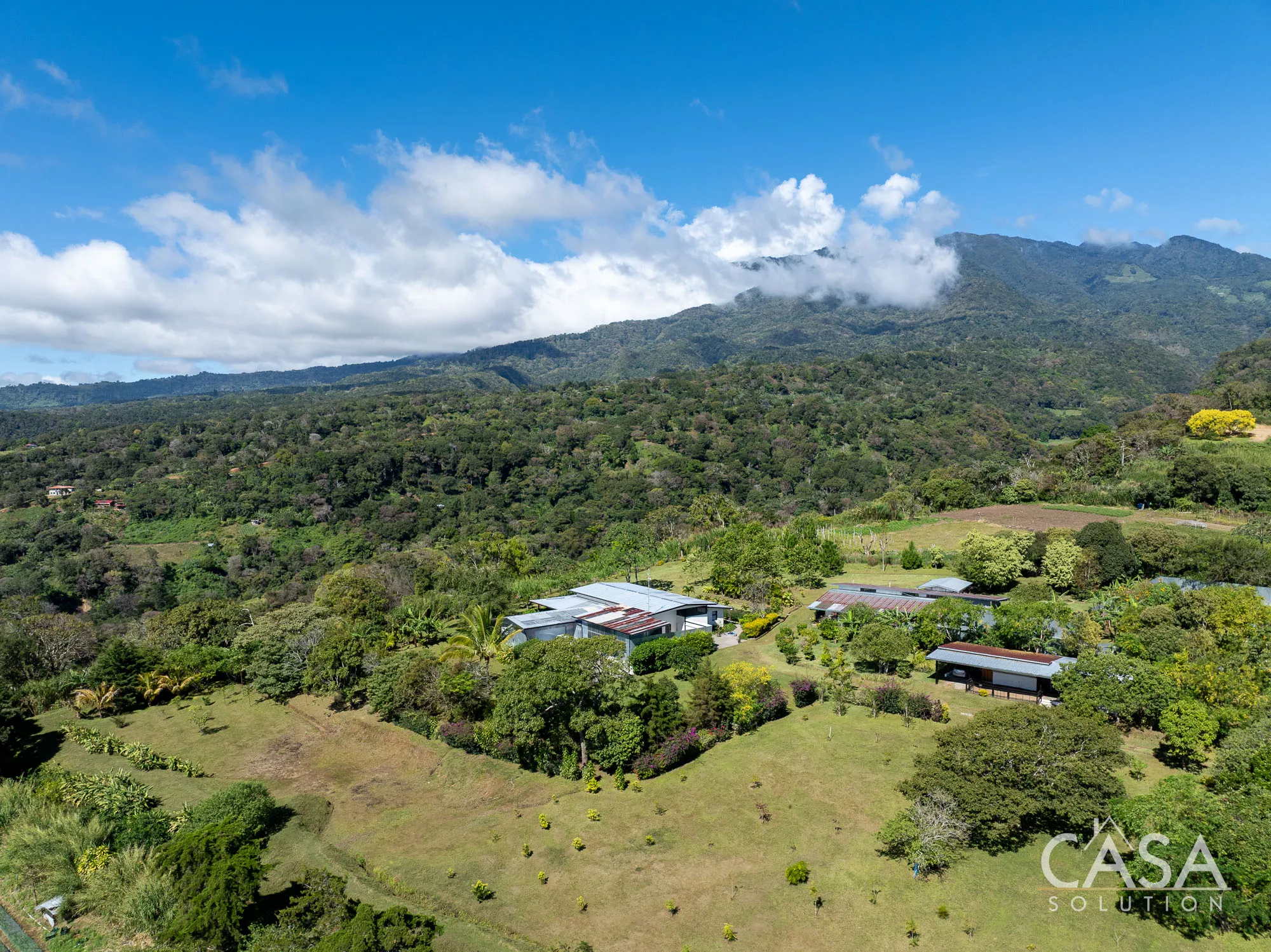 5.5-Acre Country Estate with Multiple Buildings For Sale Near Boquete photo 6
