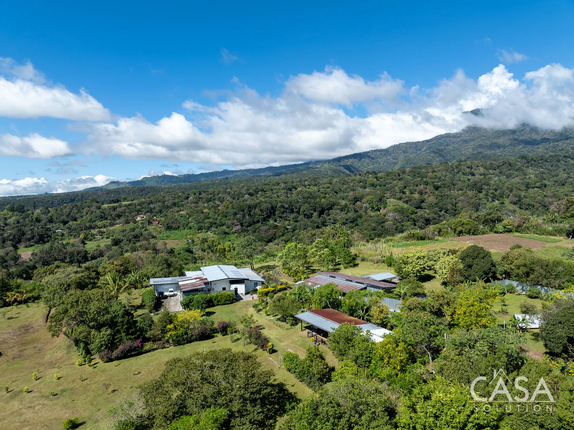 5.5-Acre Country Estate with Multiple Buildings For Sale Near Boquete photo 10