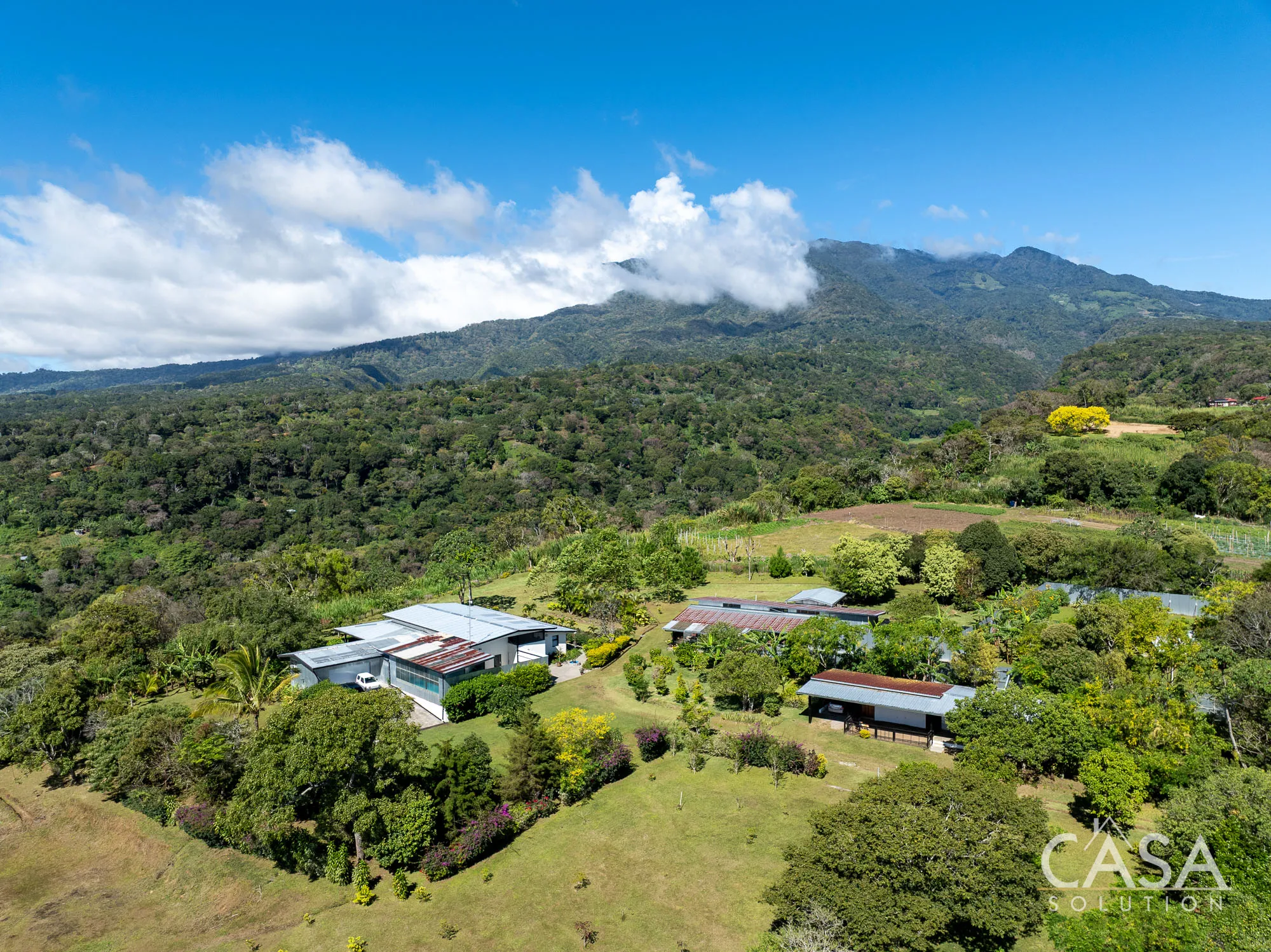 5.5-Acre Country Estate with Multiple Buildings For Sale Near Boquete photo 11