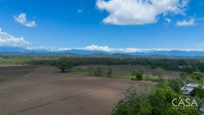 Fixer-Upper Home on 1,884 m² Lot for Sale in San Pablo Viejo, David, Chiriquí