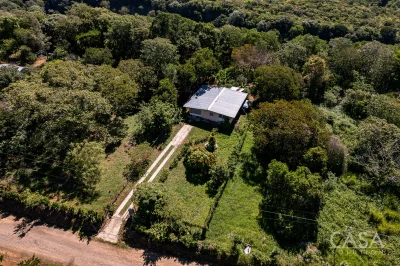 Cozy Home for Sale in Palmira, Boquete Panama | Over 1 Acre, Flat Land & Mountain Views