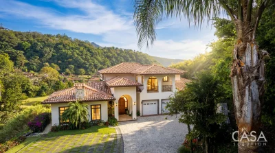 Is Panama Becoming a Safe Haven? Real Estate Trends in a Tense Global Market