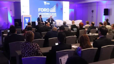 Panama Targets Near 5% Economic Growth Despite Global Uncertainty