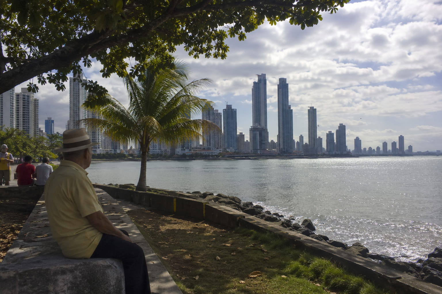 Why Retirees and Investors Are Choosing Panama Over Europe Right Now